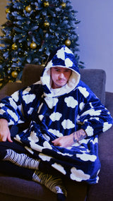 Clouds Hoodie Blanket - Dark Blue